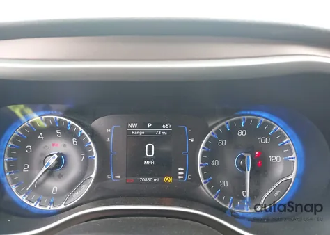 2023 Chrysler Voyager Lx z USA, uszkodzony, nr VIN 2C4RC1CG1PR525291